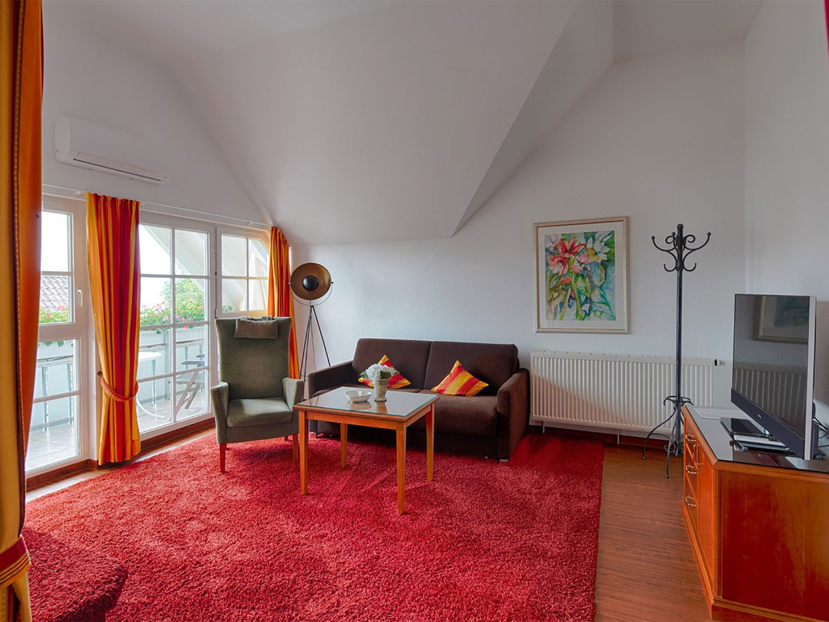 Junior-Suite mit seitlichem Seeblick des Hotels Seeperle am Bodensee.