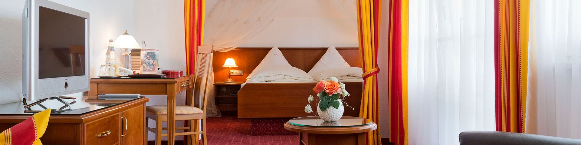 Junior-Suite zur Seeseite des Hotels Seeperle am Bodensee.