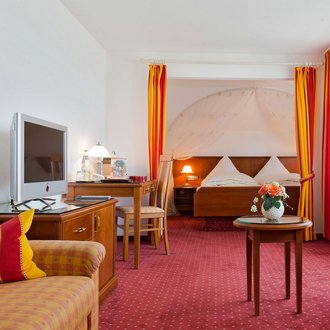 Junior-Suite zur Seeseite des Hotels Seeperle am Bodensee.